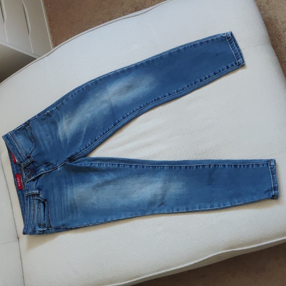 GUESS skinny mid rise Beyla Fit - Picture 6 of 7